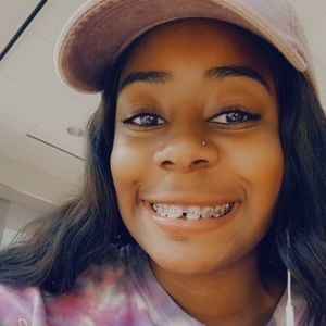 Meet your Posher, Gwen